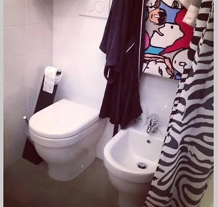 Emilio Gola Apartman Milánó